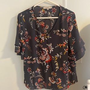 Loft flouncy top with ruffle sleeves